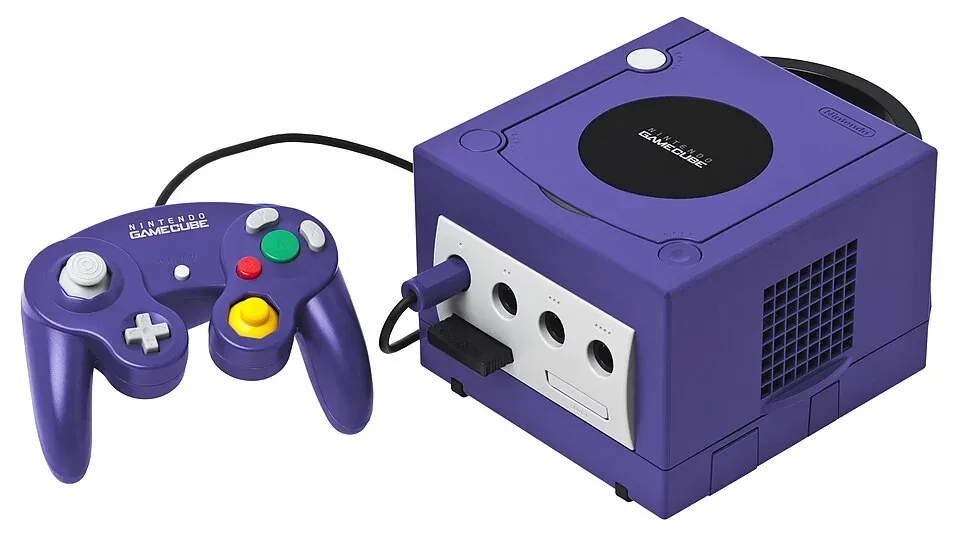 Nintendo GameCube roxo com controle e cartão de memória