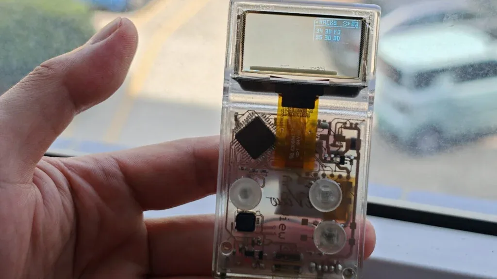 Arduview é o primeiro portátil de videogames totalmente transparente